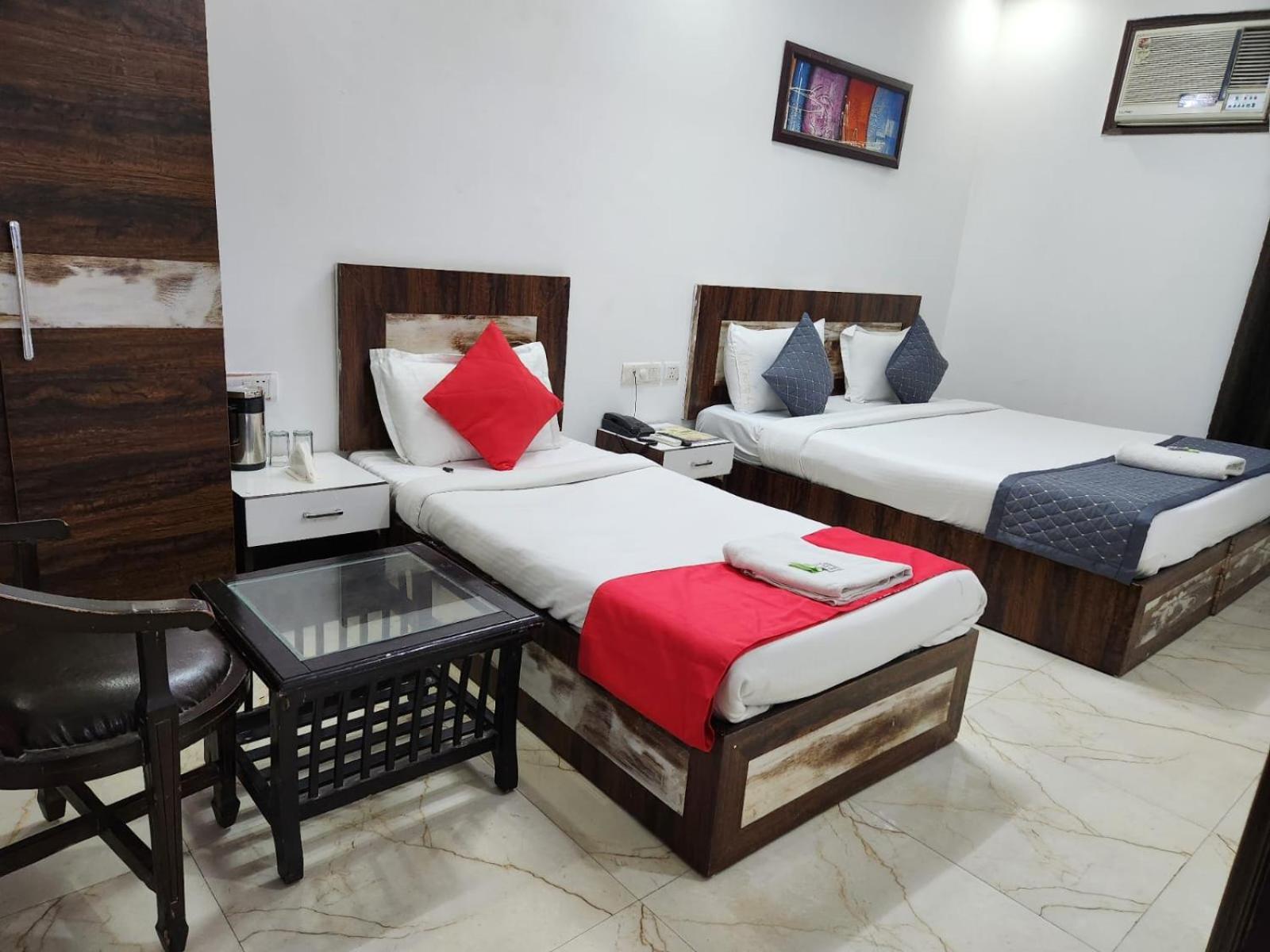 Airport Hotel Claytone 新德里 外观 照片